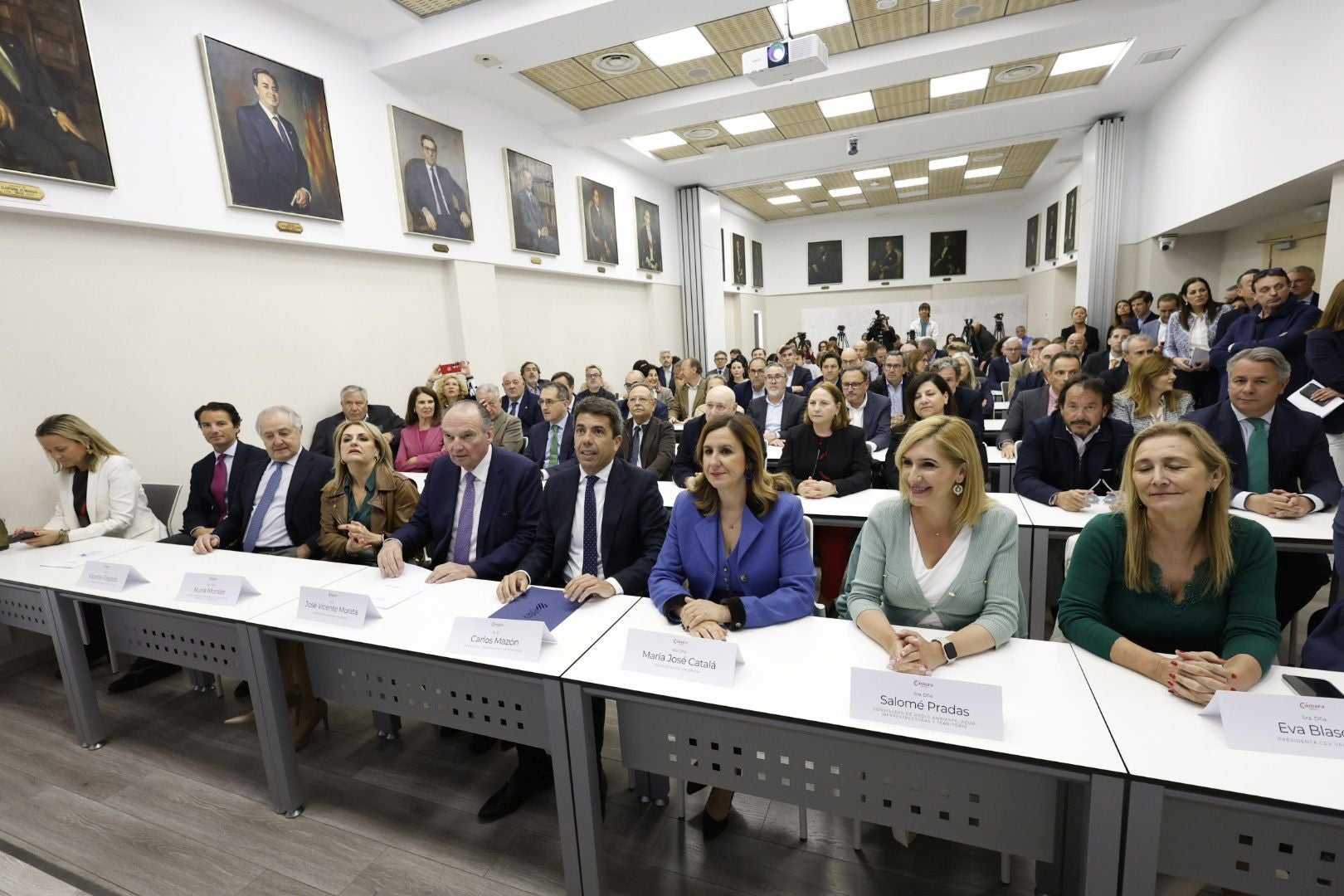 Presentación del informe sobre el impacto económico de la expansión del aeropuerto de Manises