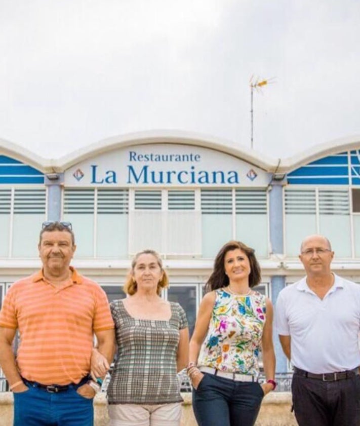 Imagen secundaria 2 - Antiguos merenderos de La Murciana y La Alegría de la Huerta y restaurante la Murciana, en el paso marítimo.