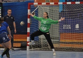 Lucía Téllez, durante un partido.