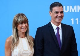 Pedro Sánchez y su esposa Begoña Gómez.