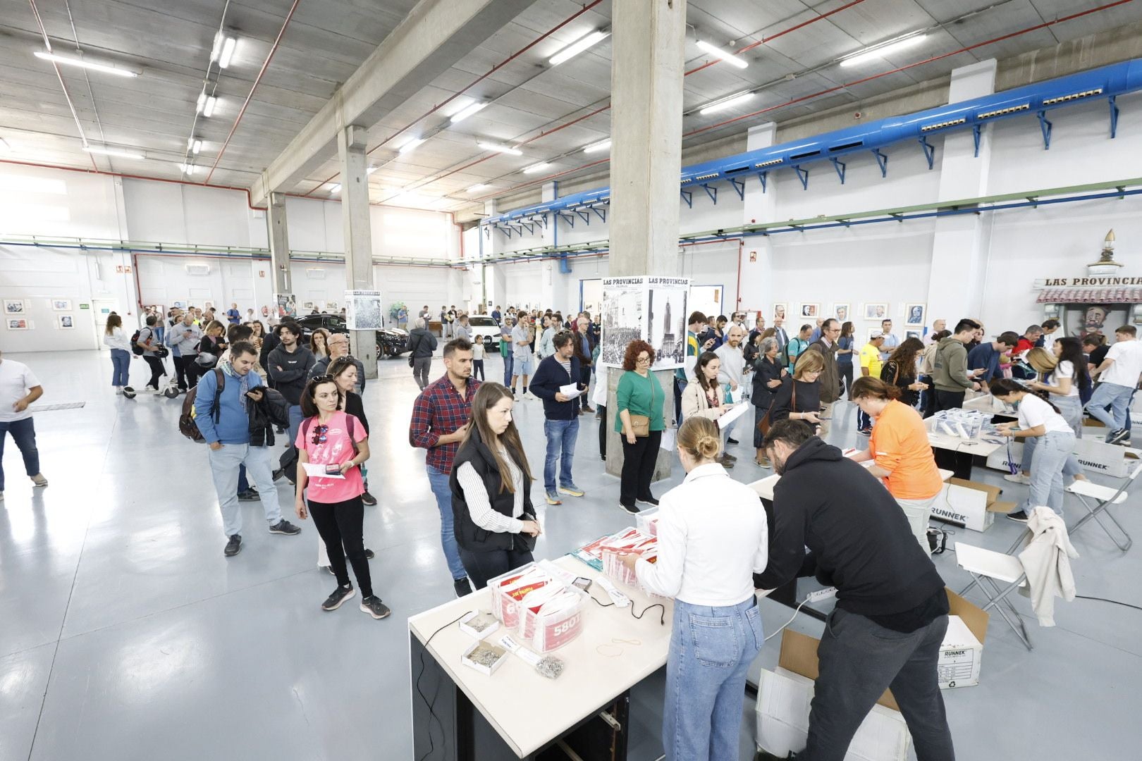 Fotos de la feria del corredor de la 15K Valencia Abierta al Mar