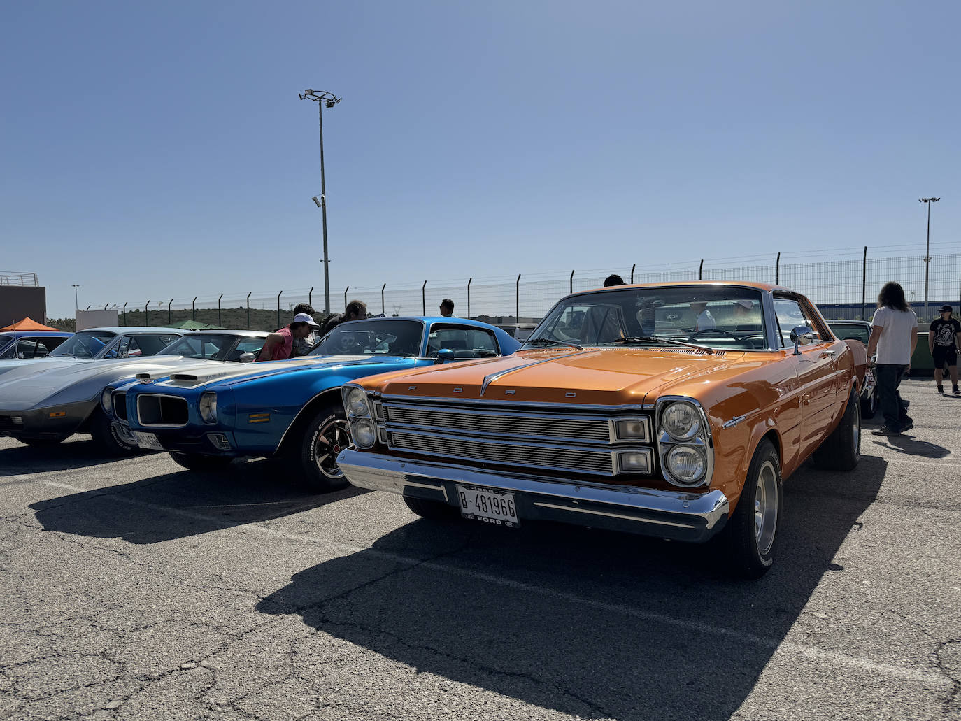 Los mejores coches americanos se citaron en el Circuit Ricardo Tormo