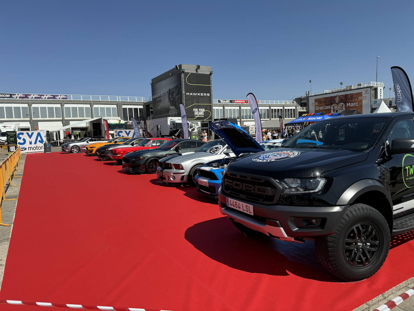 Los mejores coches americanos se citaron en el Circuit Ricardo Tormo