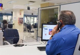 La Agencia Tributaria avisa sobre el extraño número de teléfono desde el que te llaman para hacer la Renta: «No es una estafa»