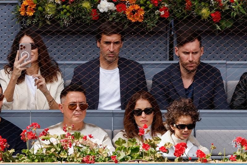 Los VIPs en el palco durante el partido de Nadal en Madrid: la infanta Elena, Alejandro Sanz o Broncano