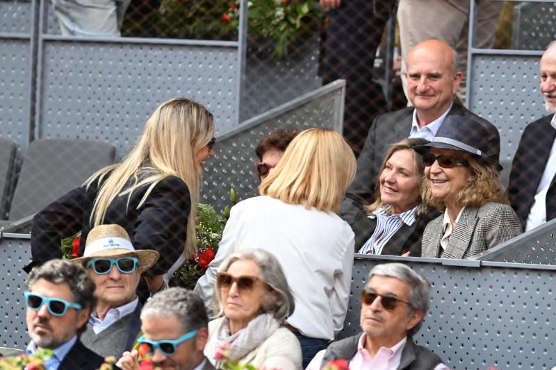 Los VIPs en el palco durante el partido de Nadal en Madrid: la infanta Elena, Alejandro Sanz o Broncano