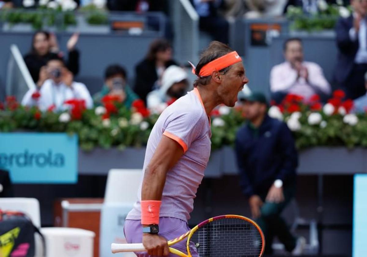 Nadal celebra un punto en su partido contra Cachín.