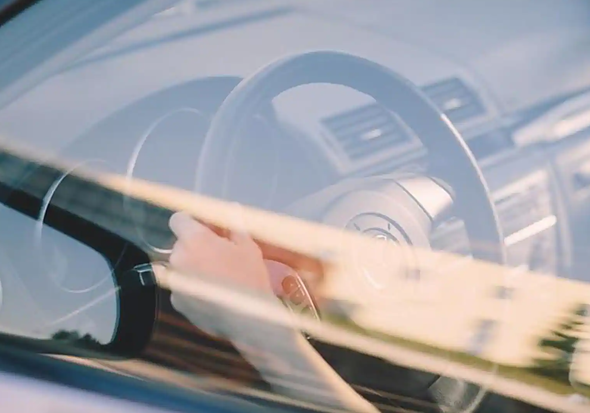 La función oculta del botón del elevalunas del coche que pocos conductores conocen