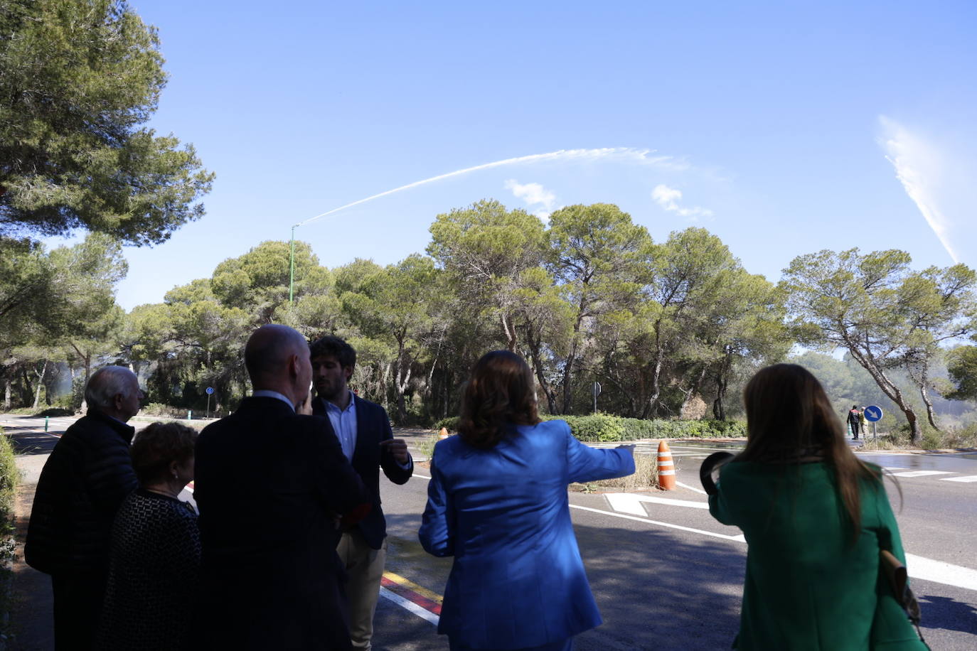 Valencia activa los ocho primeros cañones antiincendios en El Saler