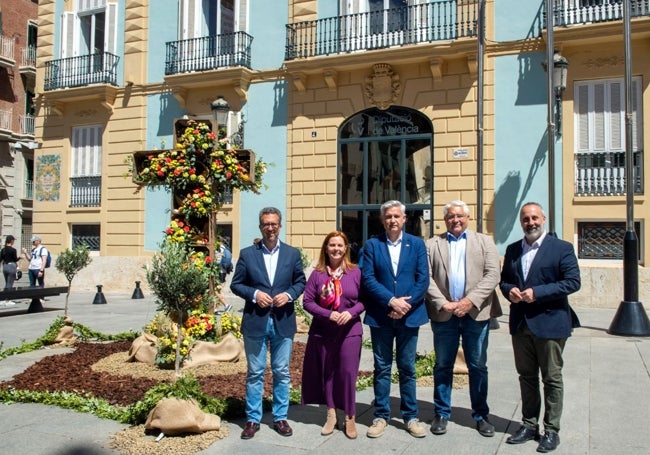 Cruz de mayo de la Diputación de Valencia.