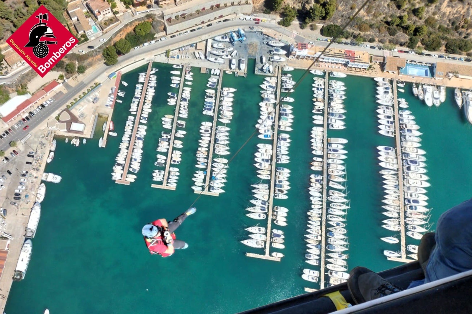 Rescate realizado en el puerto de Xàbia.