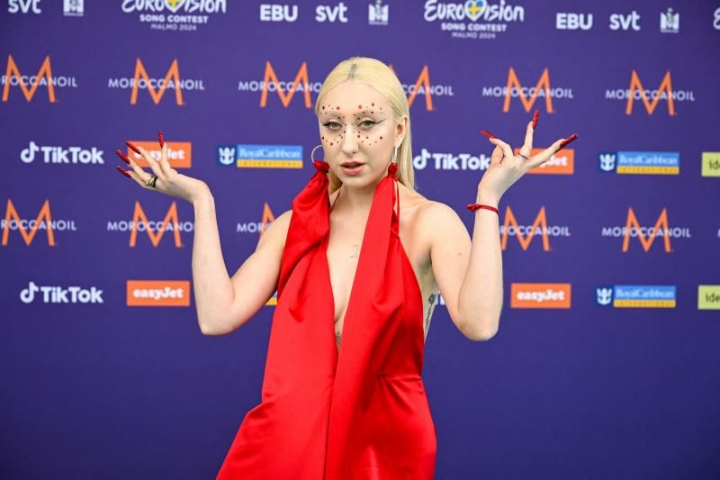 Luna por Polonia