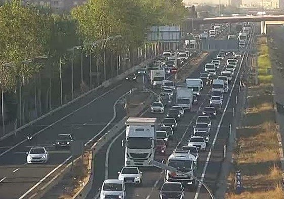 Atascos en la V-30 este miércoles