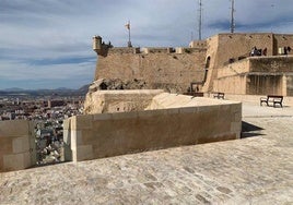 Castillo de Santa Bárbara en Alicante.