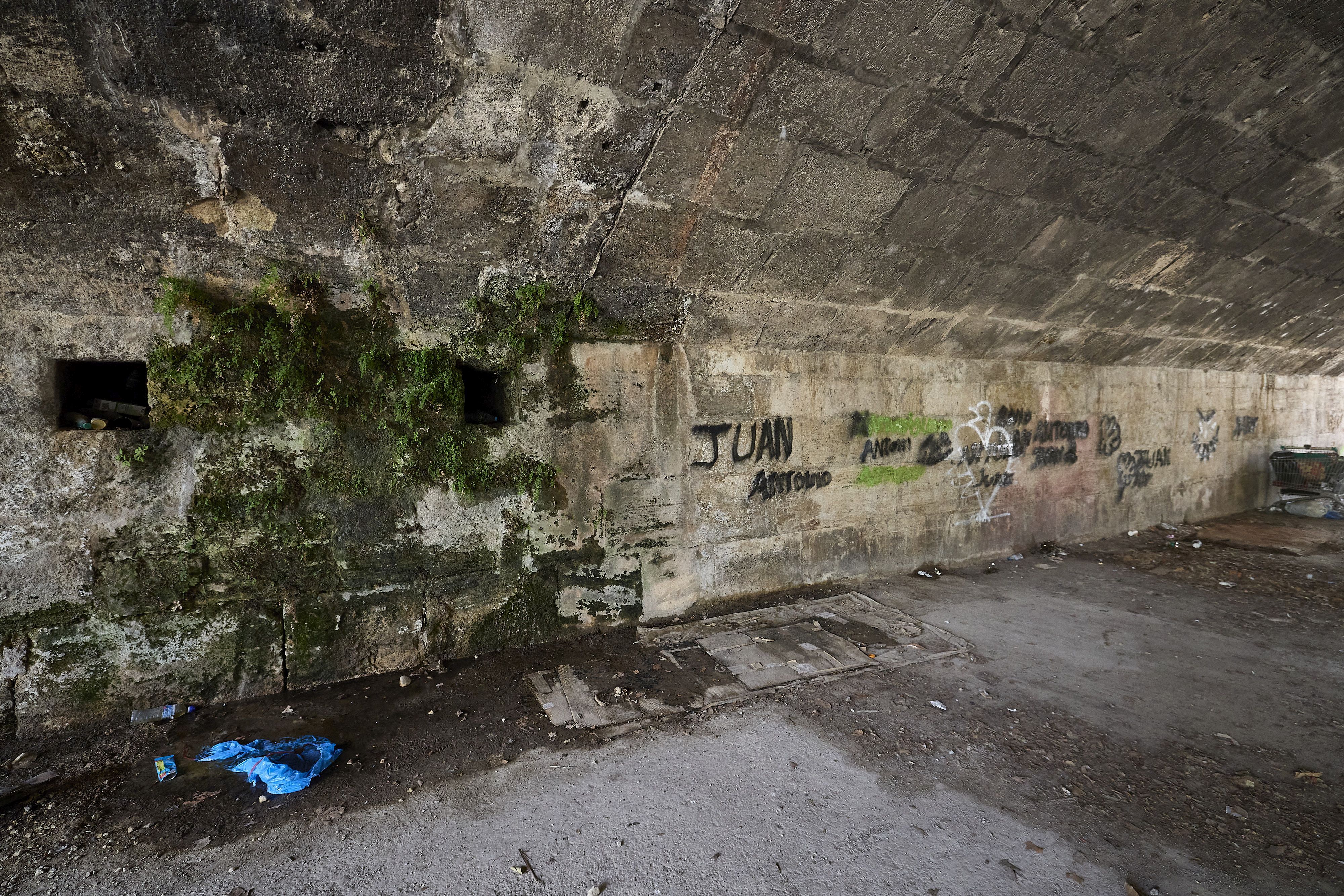 Pintadas en el Puente del Real