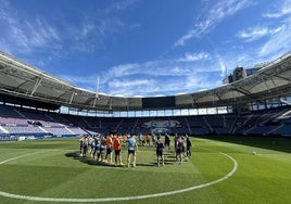 Los jugadores del Levante, en un entrenamiento en el Ciutat.