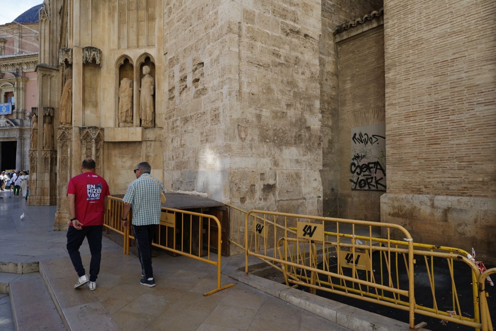 Pintadas en la Catedral de Valencia