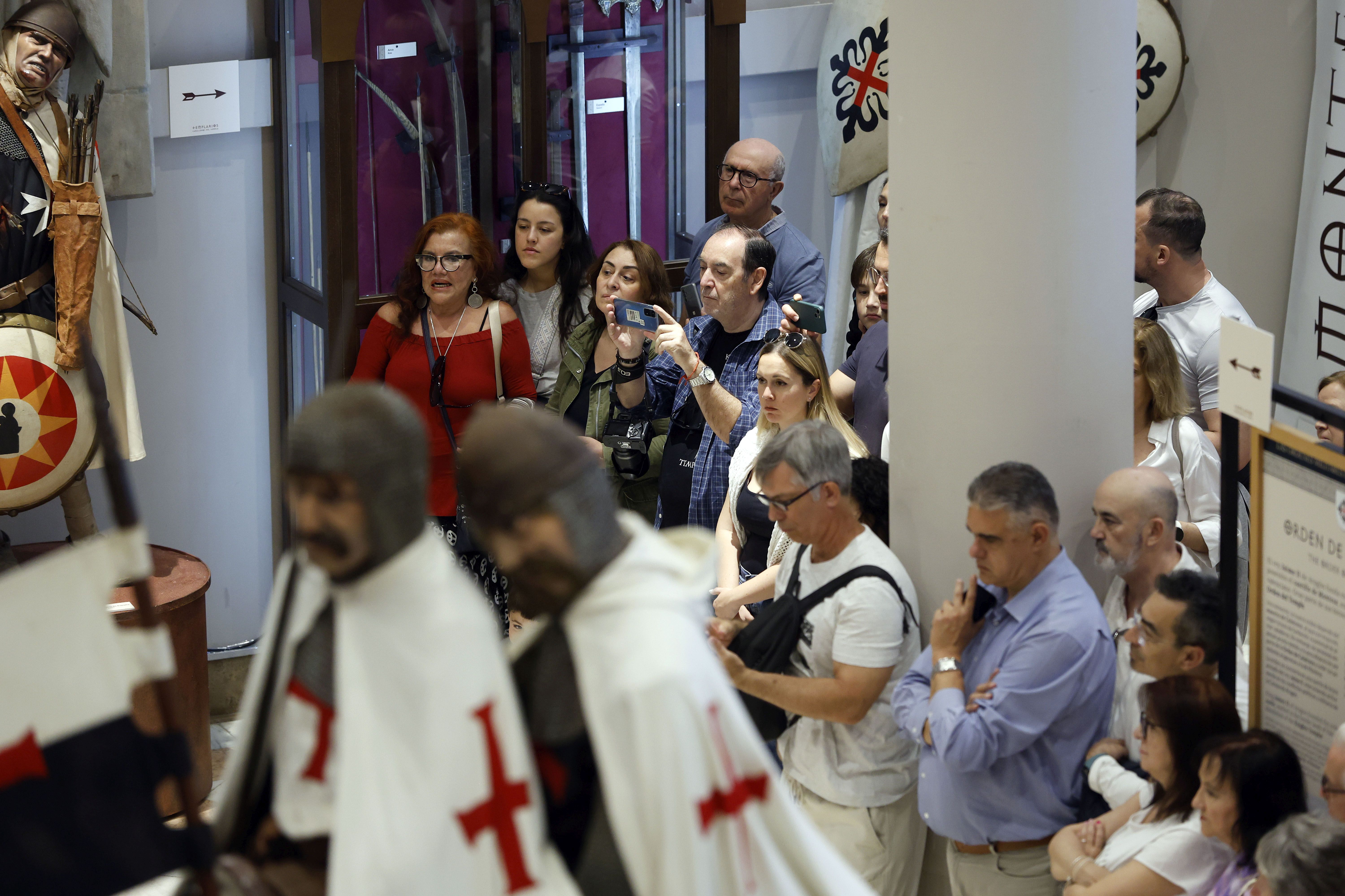 Espadas en alto: Lucha de templarios en Valencia