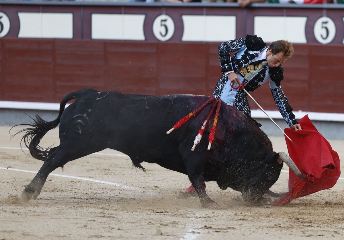 Román alcanzó un gran triunfo en Madrid.