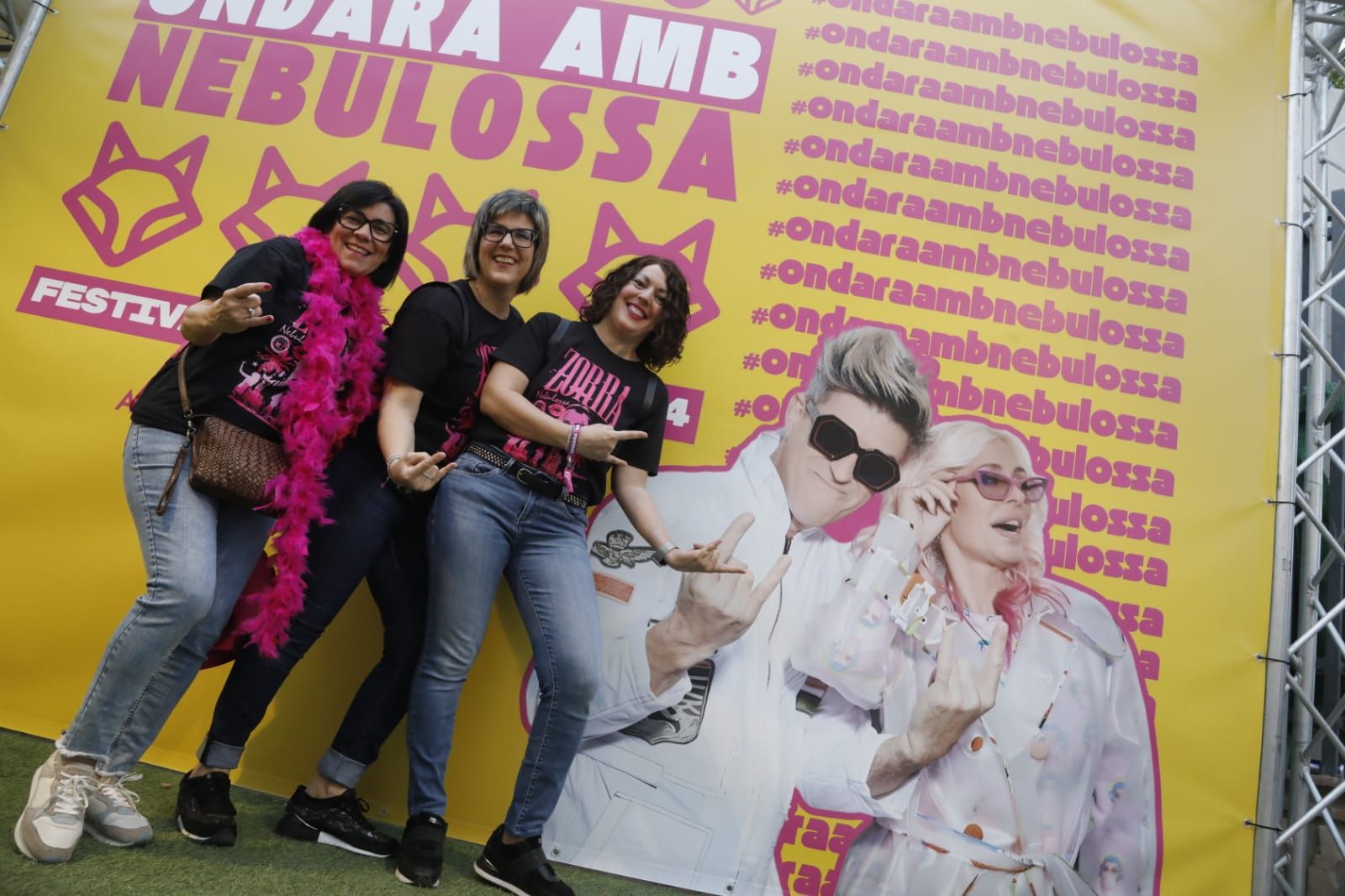 La fiesta en Ondara para impulsar a Nebulossa a ganar Eurovisión