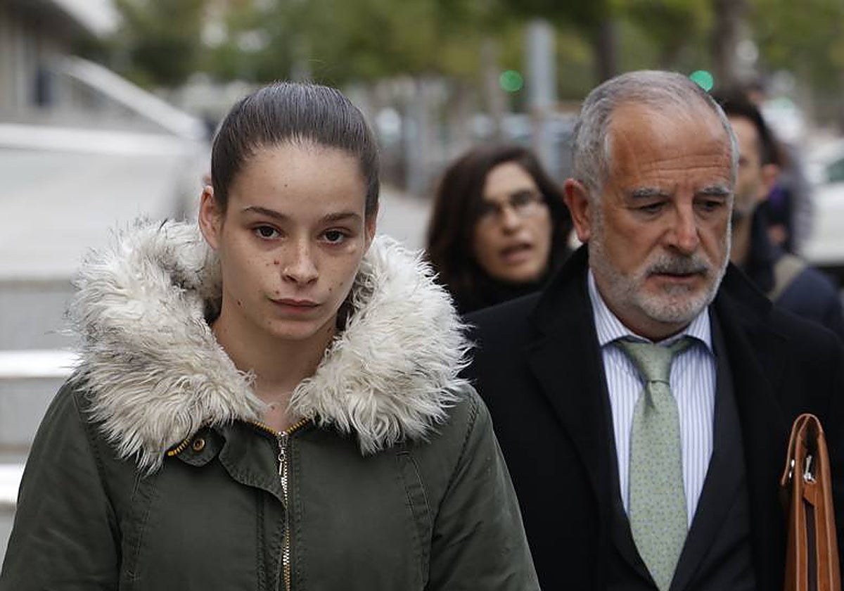 Mónica Oltra | La víctima del ex de Oltra, condenada a un año y ocho ...