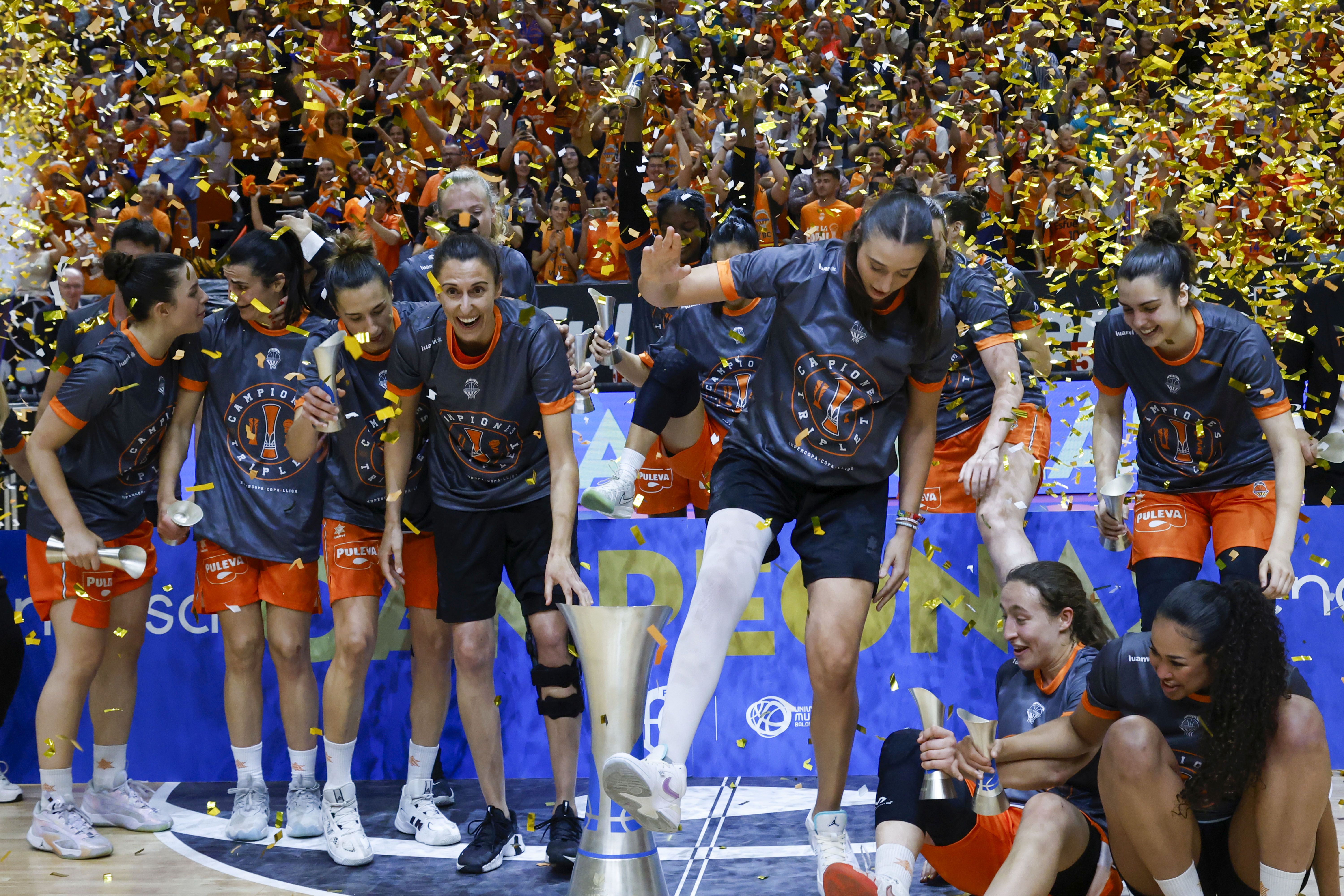 Valencia Basket - Perfumerías Avenida, en imágenes