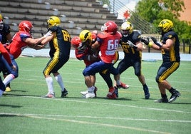 Una acción de un partido de los Valencia Giants.