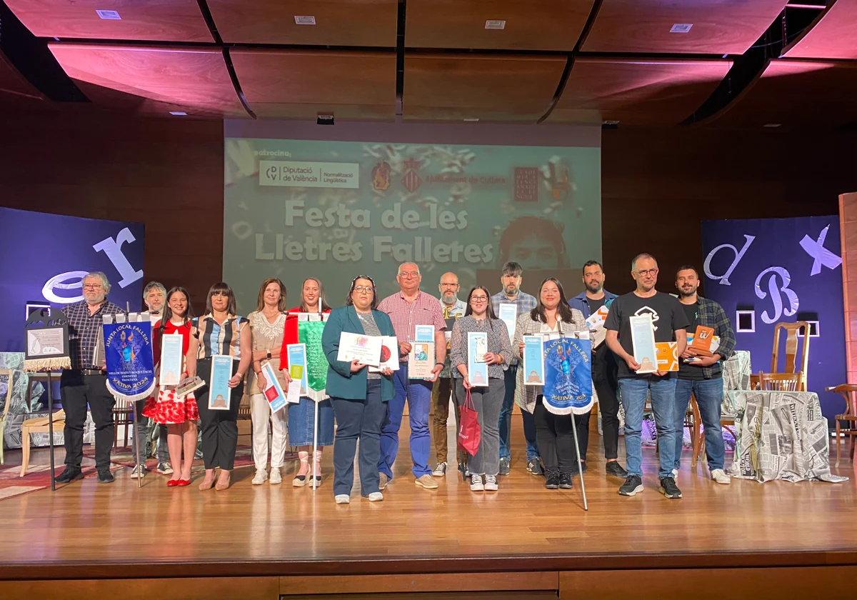 La Falla Plaça Rodrigo del Port de Sagunt gana el Premio Letras Falleras