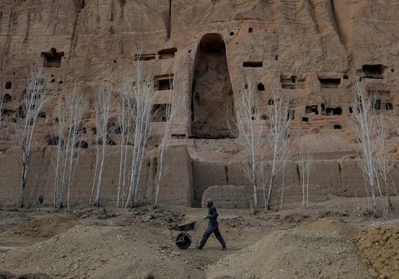 El valle de Bamiyán, a unos 130 kilómetros de la Kabul, en el hogar de uno de los sitios declarados Patrimonio de la Humanidad por la UNESCO.