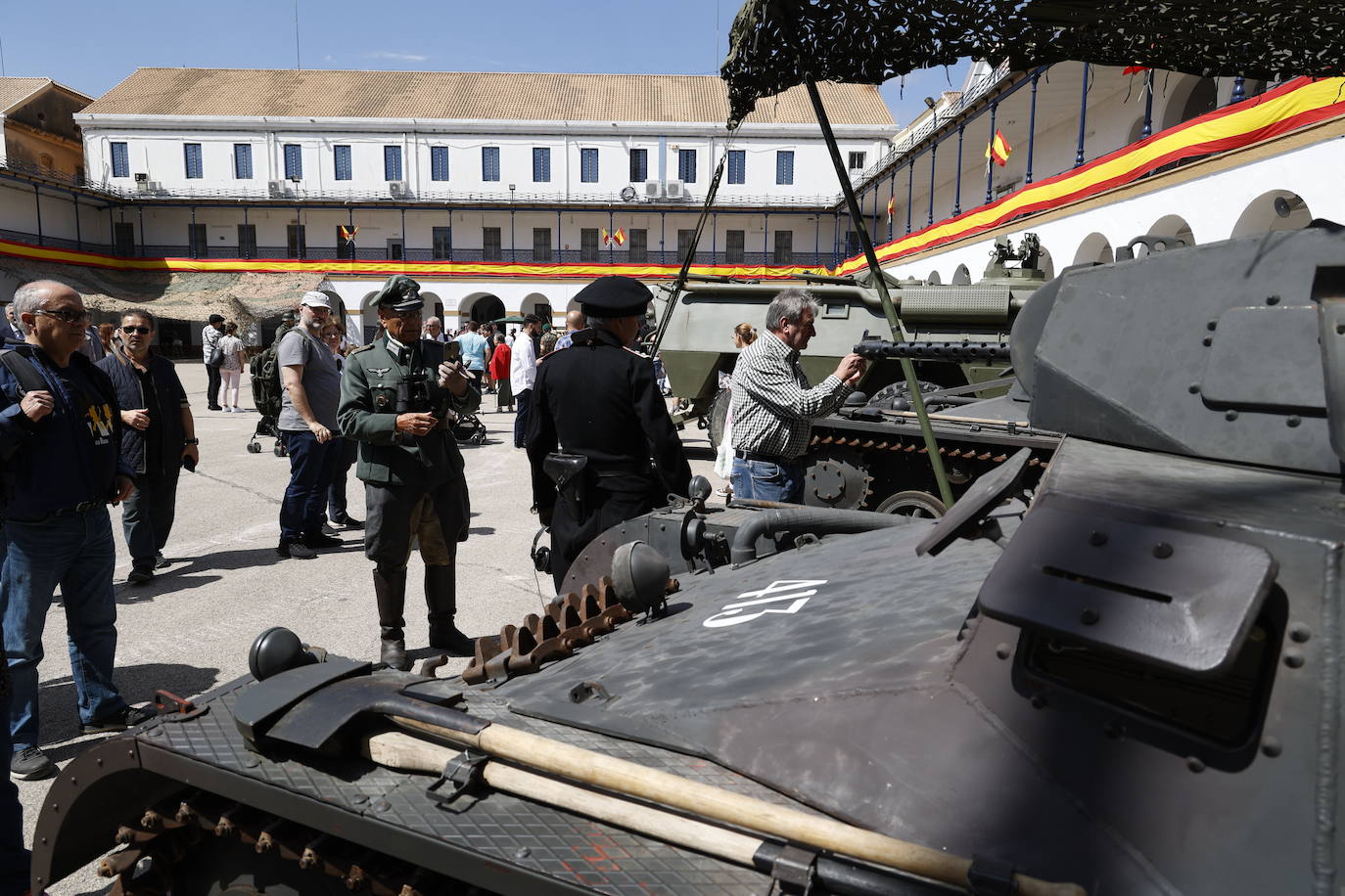 Fotos de las recreaciones históricas al Museo Militar de Valencia