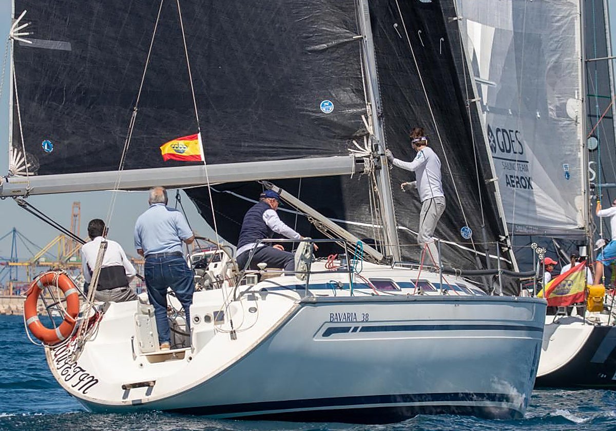La pasada edición de la regata en aguas de Valencia.