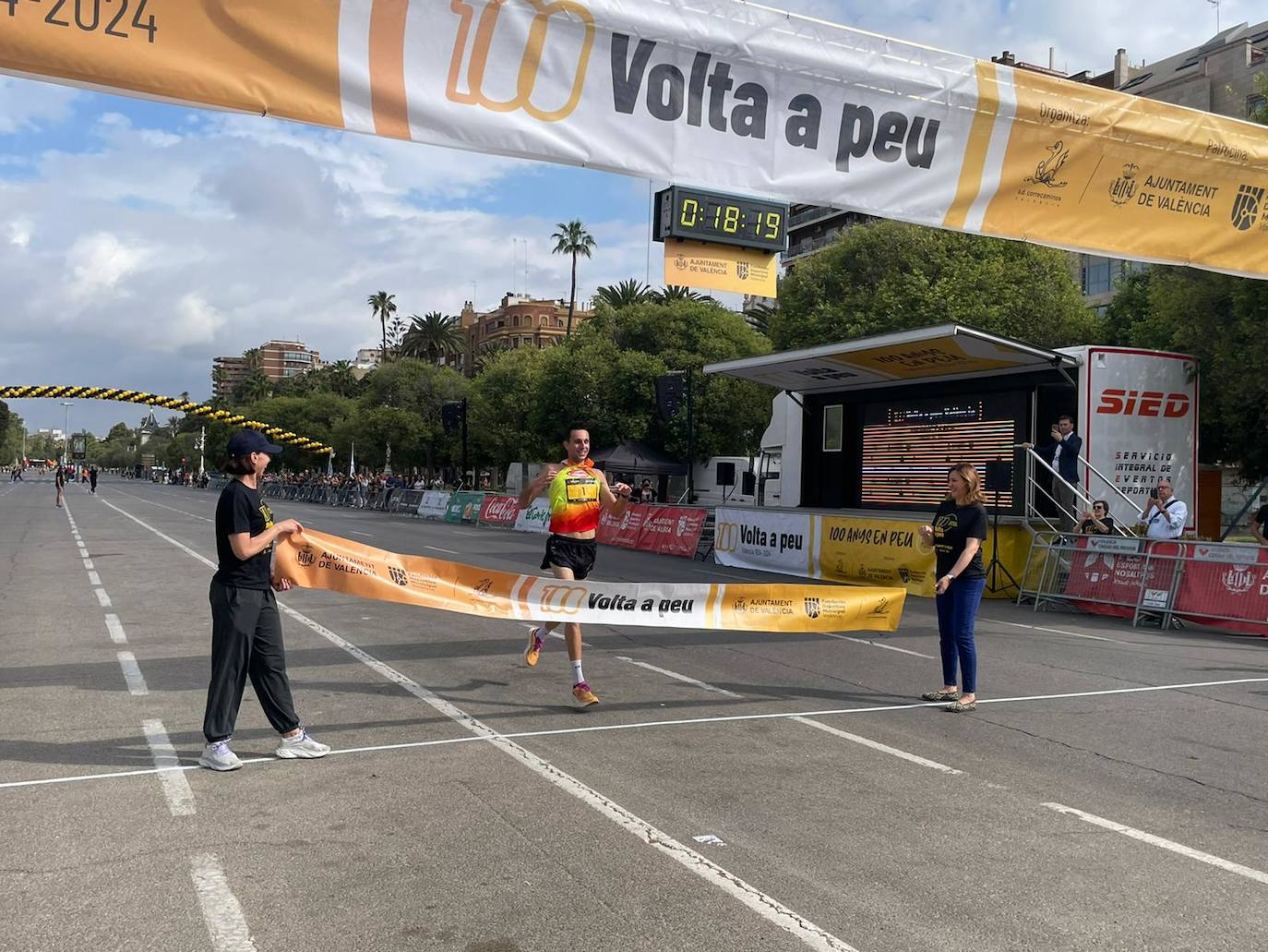 La Volta a Peu de Valencia cumple 100 años, en imágenes