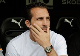 Rubén Baraja, durante el último partido de la temporada 23-24 en Mestalla.