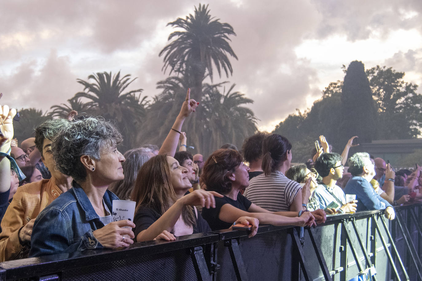 El grupo Los Planetas celebra los 30 años de su disco &#039;Super 8&#039; en un festival en los Jardines de Viveros de Valencia