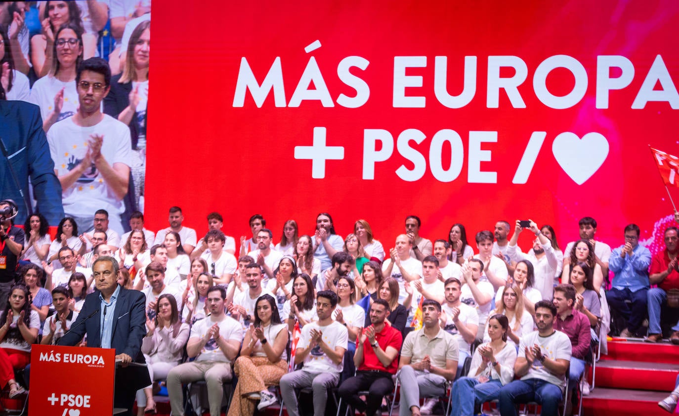 Las imágenes del miting de Pedro Sánchez en Valencia