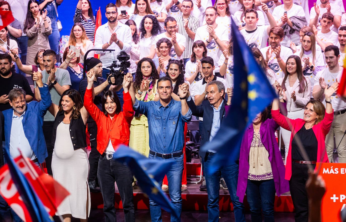 Las imágenes del miting de Pedro Sánchez en Valencia