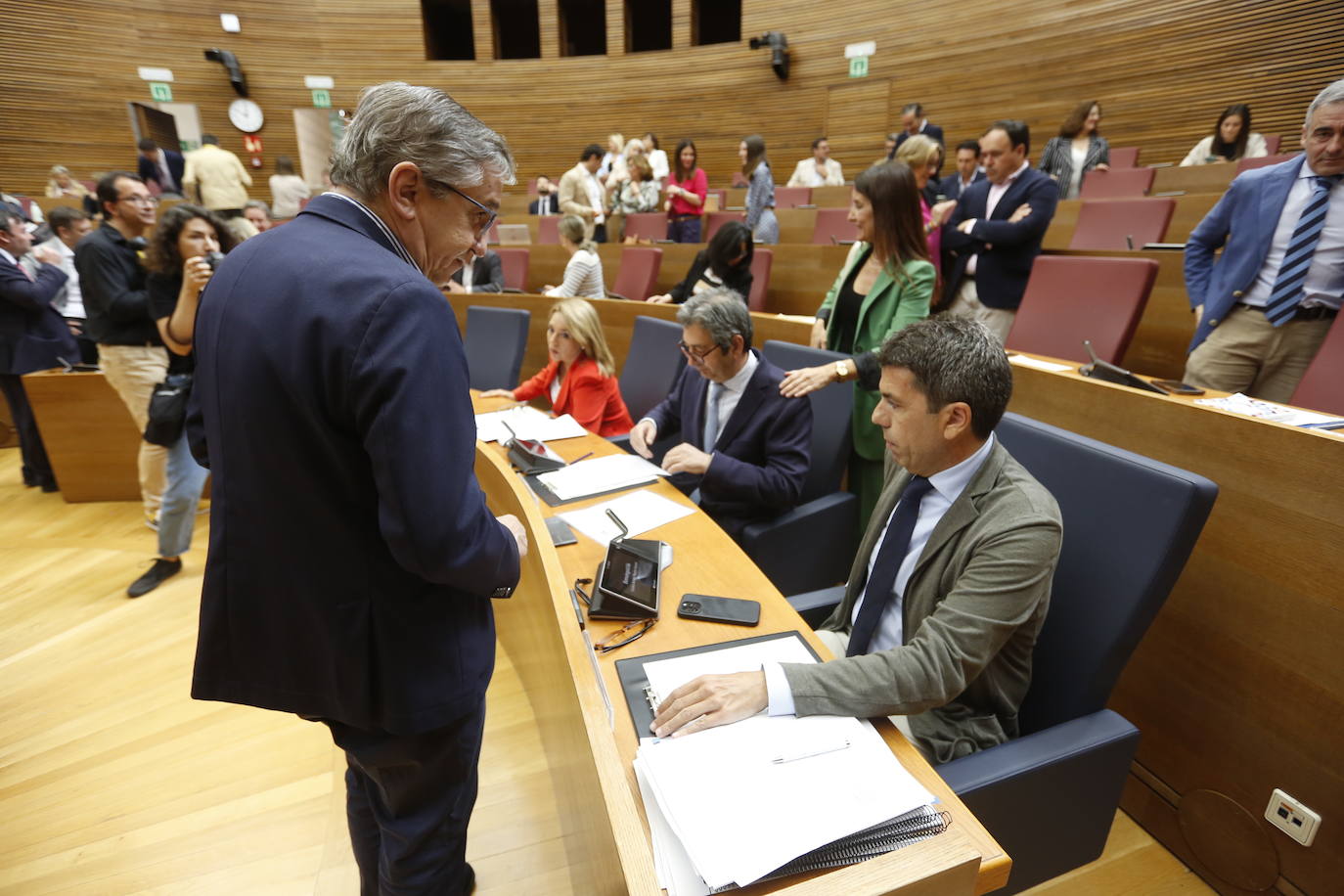 Así ha sido la sesión de control de Mazón en Les Corts