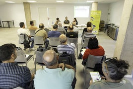 Reunión para la constitución de la Comunidad.