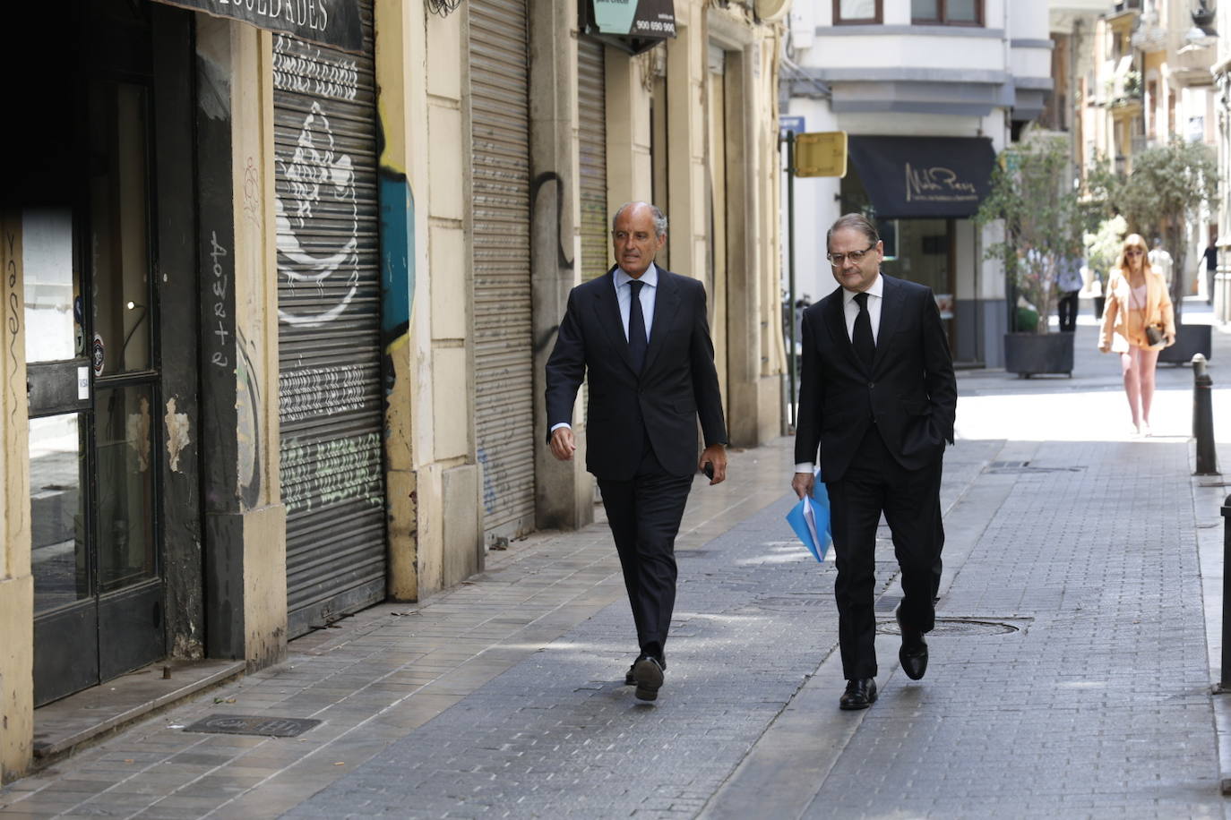 Primeras fotos de Camps tras ser absuelto de favorecer a la trama Gürtel