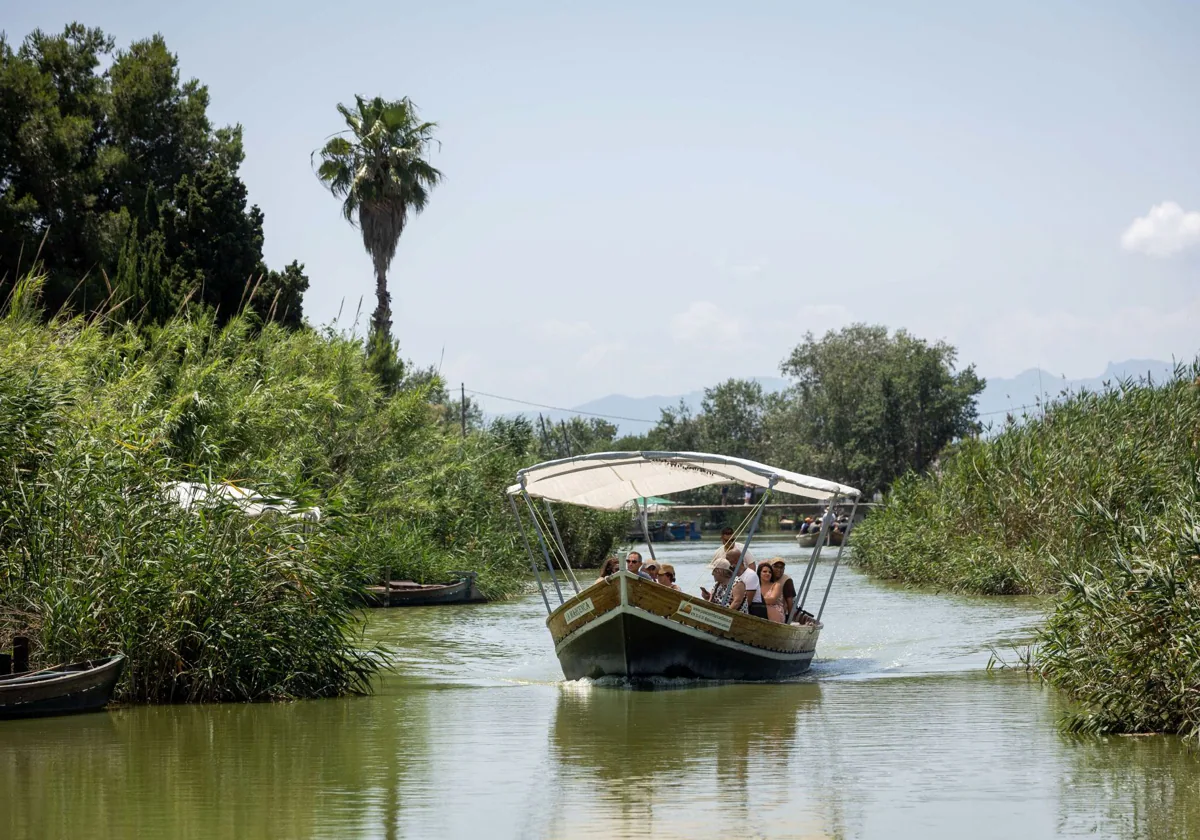 Los hosteleros y cuatro alcaldes de l’Horta se adhieren al pacto por la Albufera