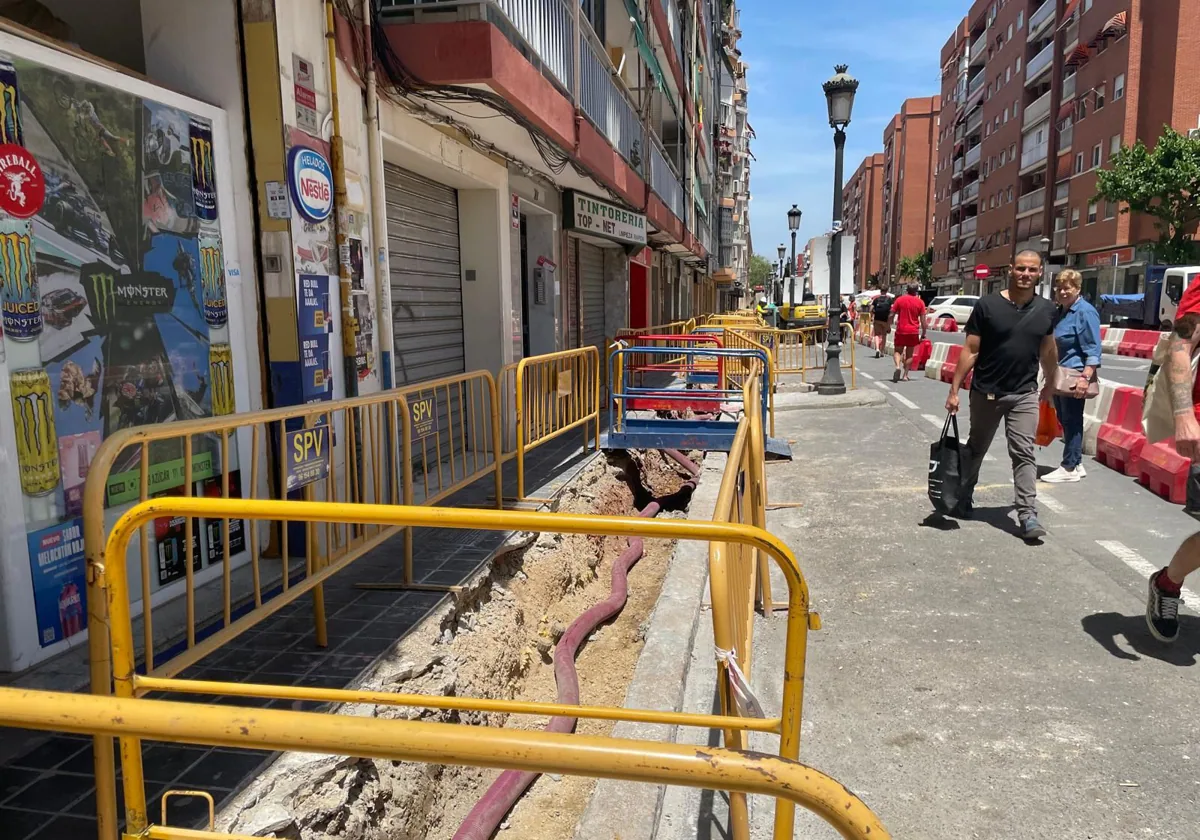 El robo de cien metros de cable de cobre afecta a tres centros municipales y al Museo Blasco Ibáñez de Valencia