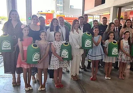 La banyà de las Hogueras mojará de agua verde los monumentos en la cremà para potenciar reciclaje de vidrio.