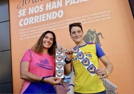 Corredoras del Velas y del Runners Ciutat de València, con puntos en la mano.