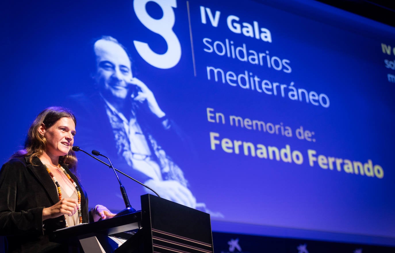 María Ferrando dedica unas palabras a su padre, Fernando Ferrando, que fue tertuliano de 'El Faro'.