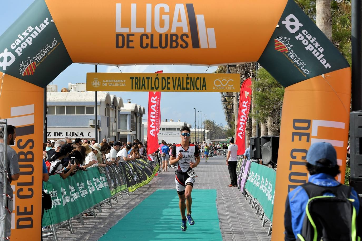 Búscate en el Triatlón 2024 de Valencia
