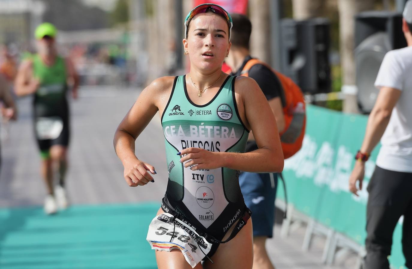 Búscate en el Triatlón 2024 de Valencia