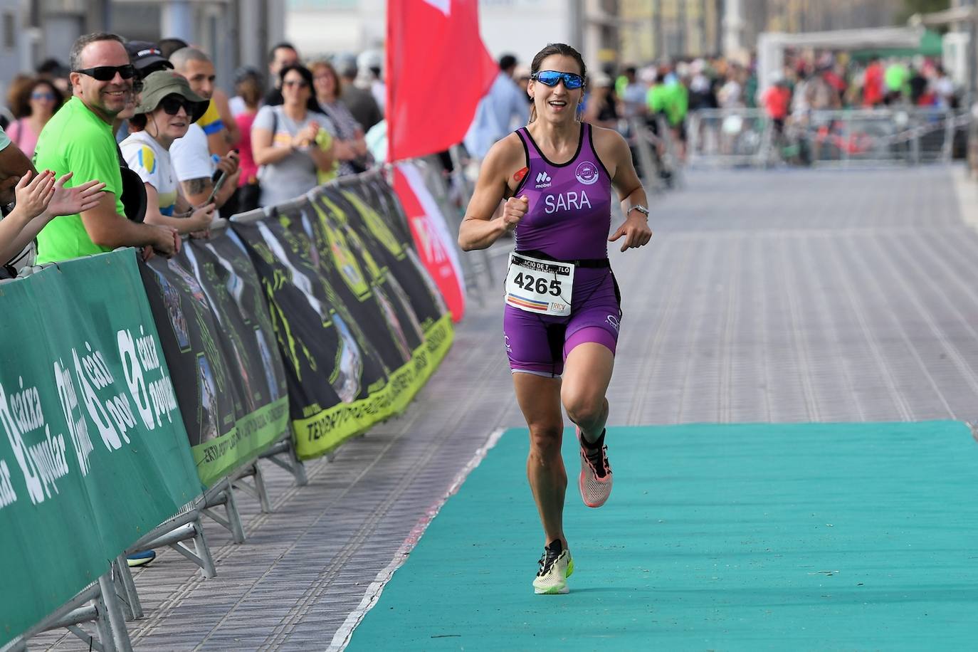 Búscate en el Triatlón 2024 de Valencia