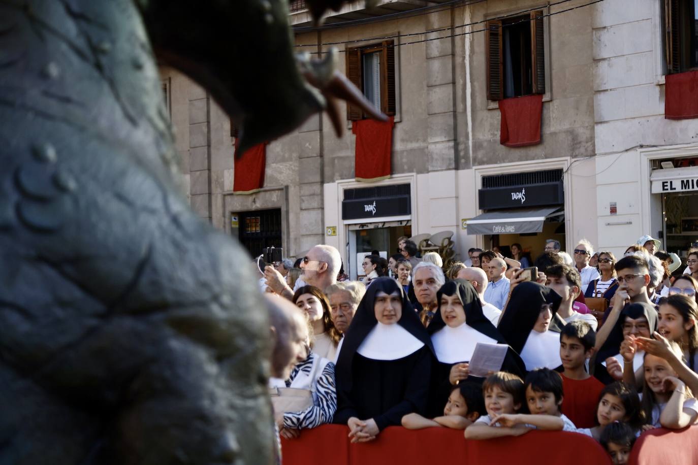 Las mejores imágenes de la solemne procesión del Corpus Christi de Valencia