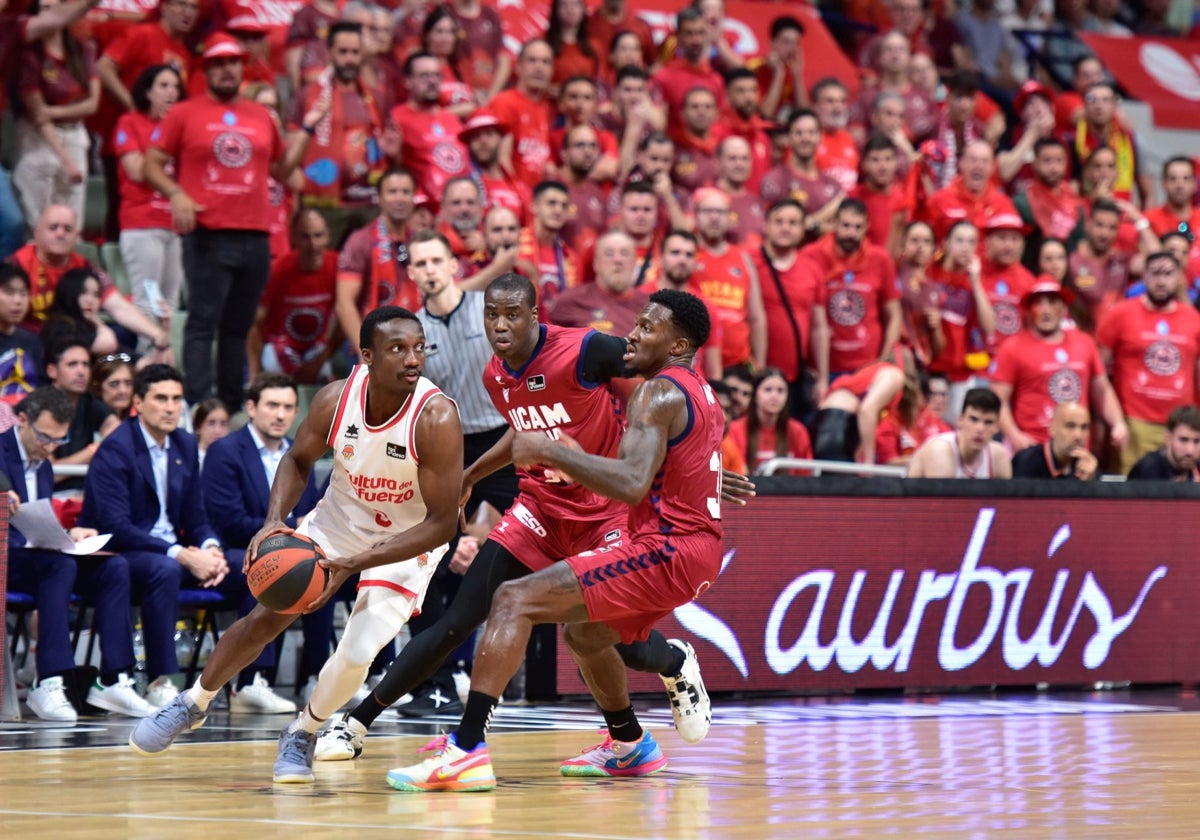 Harper, durante el partido en Murcia de la serie de los cuartos de final de la ACB.