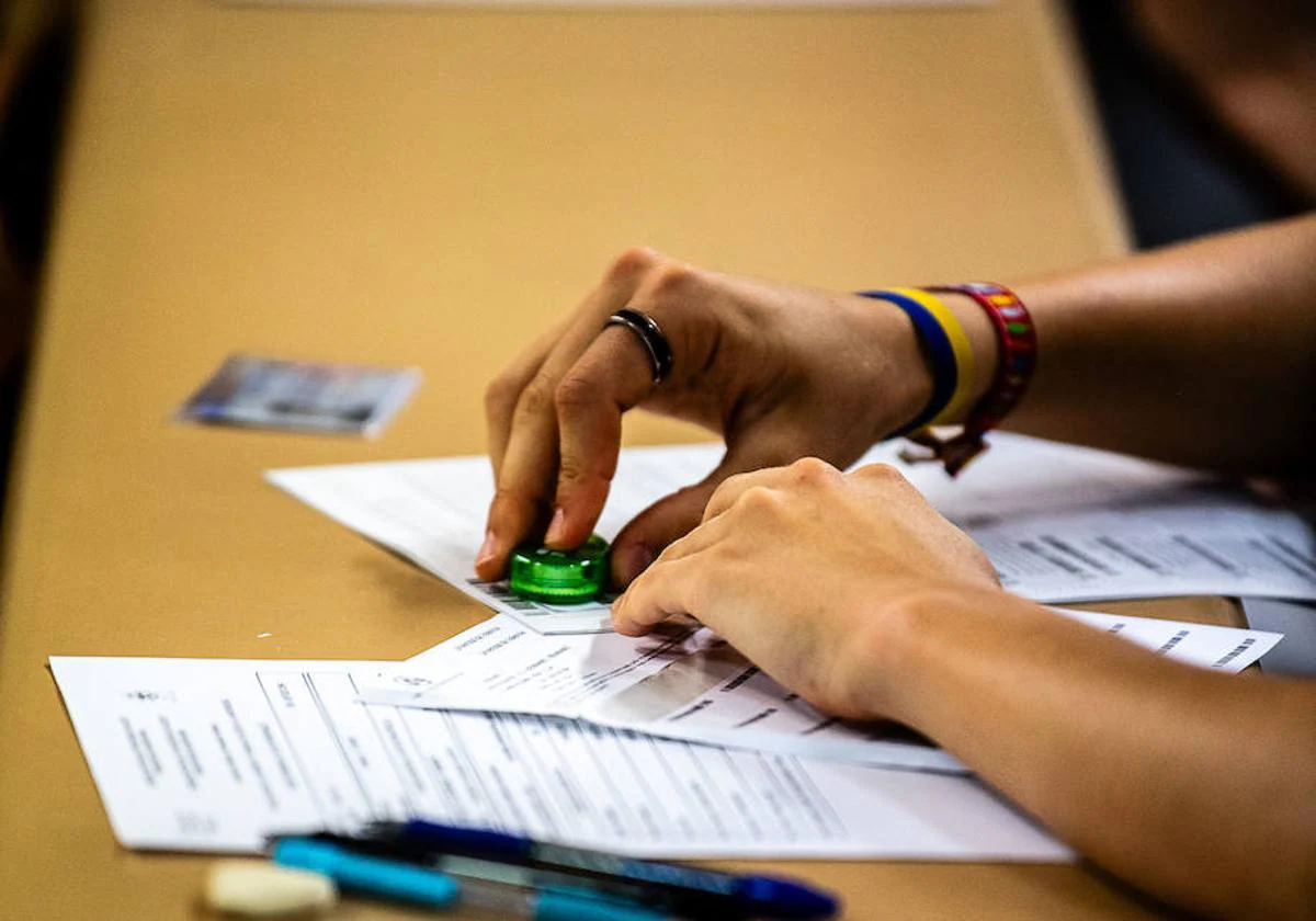 Todas las preguntas del examen de valenciano de selectividad en la Comunitat